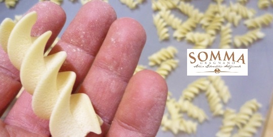 Storico laboratorio artigianale Somma: la pasta in buone mani.